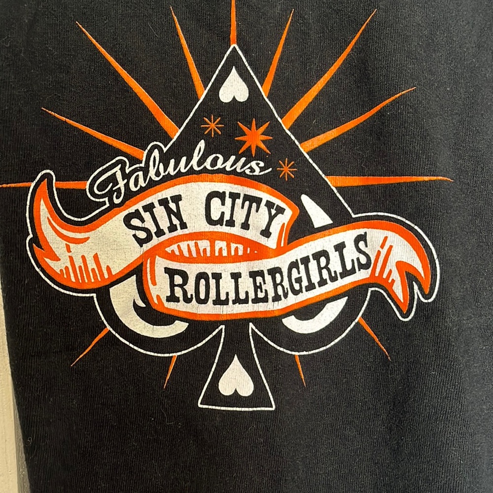 Roller derby tshirt